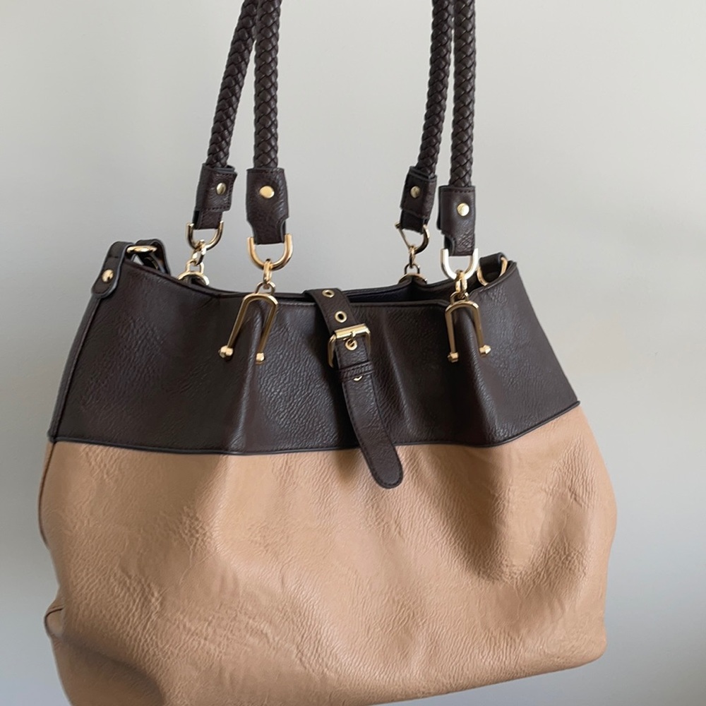 Leather two toned purse